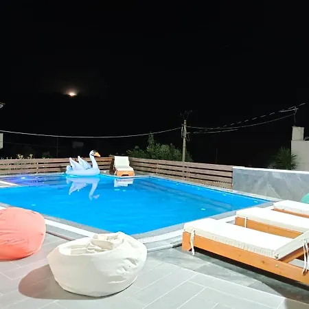 Elite Heaven Villa *